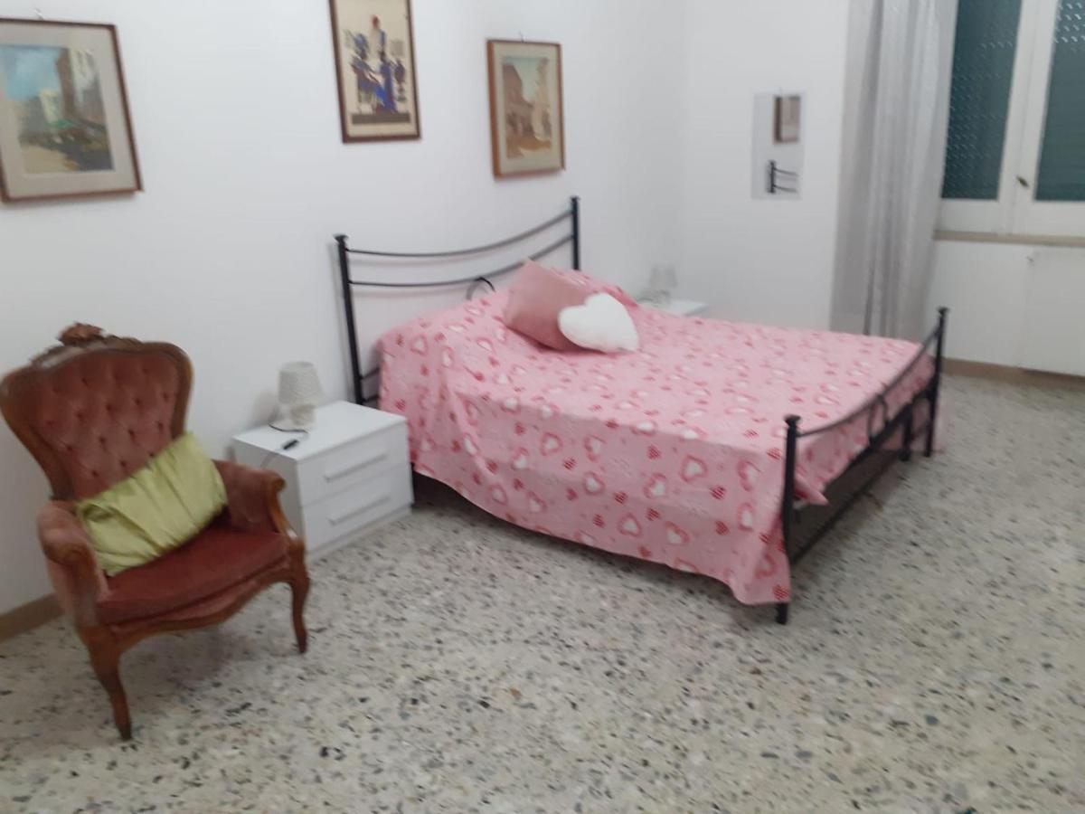 カゼルタ A Casa Di Adele Bed & Breakfast エクステリア 写真