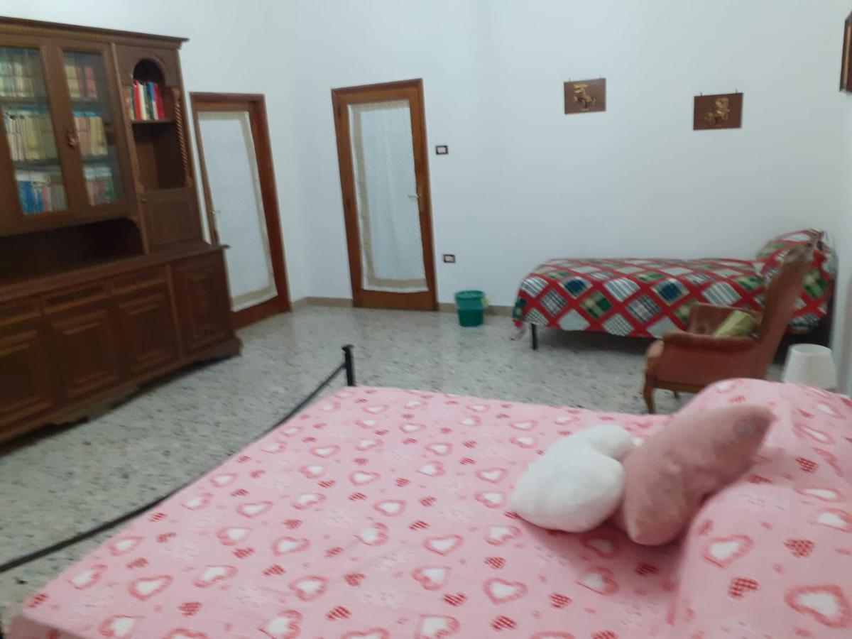 カゼルタ A Casa Di Adele Bed & Breakfast エクステリア 写真